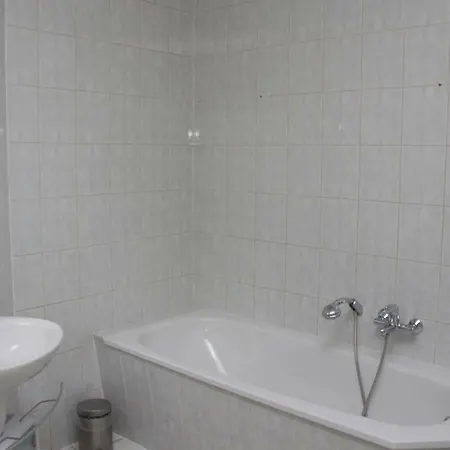 Pensión Weinkeller Woelk 3*