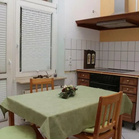 Weinkeller Woelk Guest house *