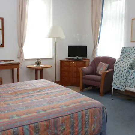 Гостевой дом Weinkeller Woelk Наумбург