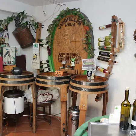 Weinkeller Woelk Pensión 3*