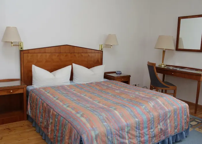 Weinkeller Woelk 3* Наумбург